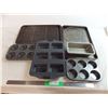 Image 1 : oven pans, variety
