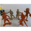Image 5 : Vintage plastic toys - jumbo toy cowboys