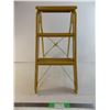 Image 1 : *metal stepping stool