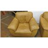 Image 4 : *Natuzzi leather couch + chair
