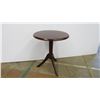Image 2 : *Small wooden table - 19.5D x 23" tall
