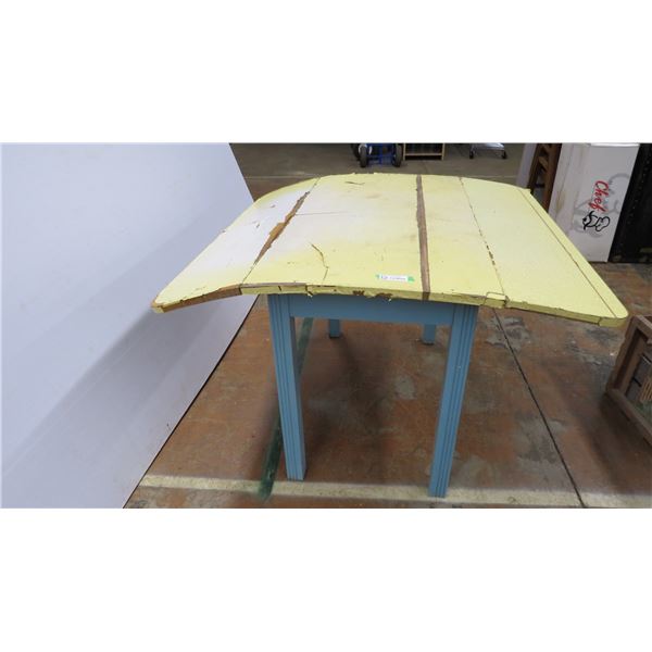 *Wood drop leaf table - 47x46x30