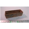 Image 2 : Kraft Canadian 2lb cheese wood box