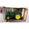 Image 2 : ERTL 1953 John Deere Model D Tractor 1:16 Die-cast