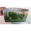 Image 2 : John Deere Lindeman Crawler 1:16 Die-cast