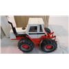 Image 2 : Case Traction King 4WD 1:40 Die-cast (needs repair)