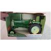 Image 2 : ERTL Oliver 1955 Diesel Tractor 1:16 Die-cast