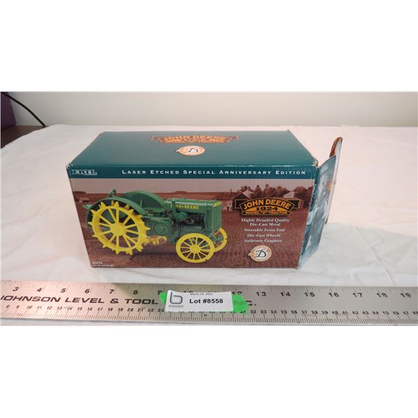 ERTL Laser Etched special anniversary John Deere 1924 Model D Tractor 1:16 Die-cast