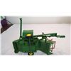 Image 5 : ERTL No 12-A John Deere Combine Die-cast - 14" long
