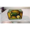 Image 1 : John Deere 620 Tractor 1:16 Die-cast