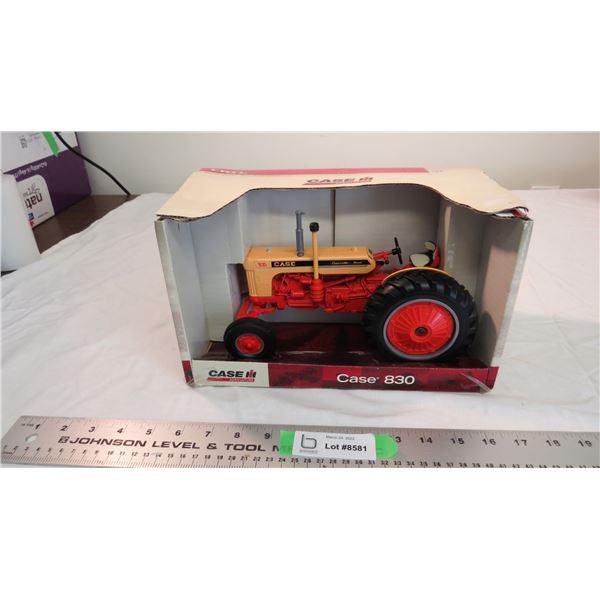 ERTL Case 830 1:16 Die-cast