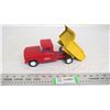Image 2 : Tonka Dump Truck - 10" long