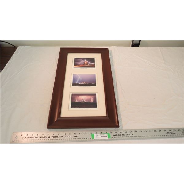 Saskatchewan Fireworks picture in frame - Henry James 2010 - 14x24