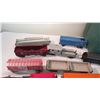 Image 3 : (20) plus car lot of trains + parts - Lionel (in plastic tote)