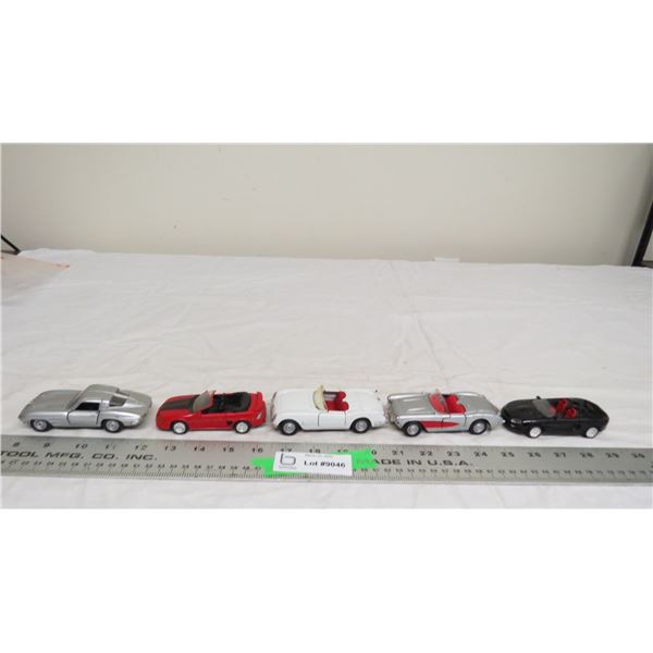 (5) toy cars 1:64