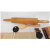 Image 2 : set of wood chopsticks, wood rolling pan, placemats