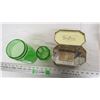 Image 5 : 2 Green glass jars + settler tin