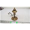 Image 1 : Solid brass oil lamp - 7.5" tall