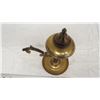 Image 2 : Solid brass oil lamp - 7.5" tall