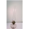 Image 3 : Antique ornamental oil lamp with chimney
