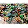 Image 5 : Vintage 1” Tall Plastic Toy Army Figures