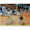 Image 1 : 2 Coal Oil Lamps, 1 Small, 1 Needs Repairs
