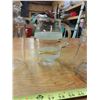 Image 4 : 4 Glass Pitchers