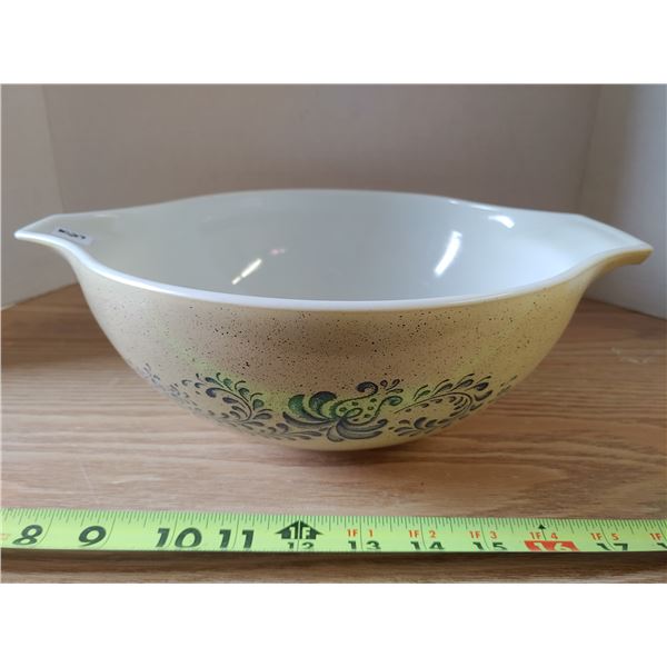 Vintage Pyrex Homestead Pattern Cinderella Mixing Bowl 444