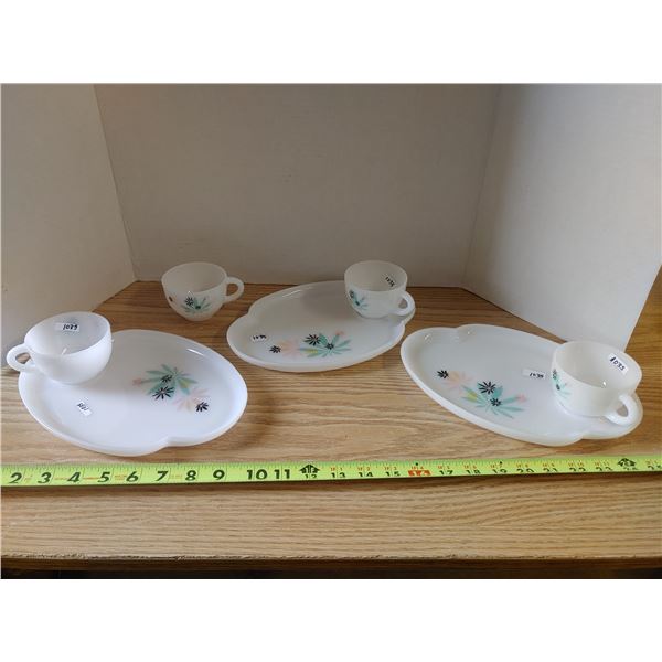 1950s Milkglass Tea Cuos and Snack Plates White + Floral