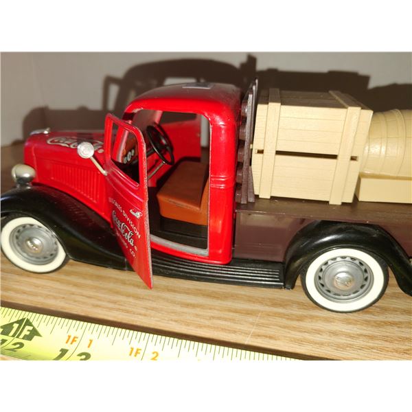 Coca Cola Truck Ford V8 Solido 1:18 Scale Diecast - Schmalz
