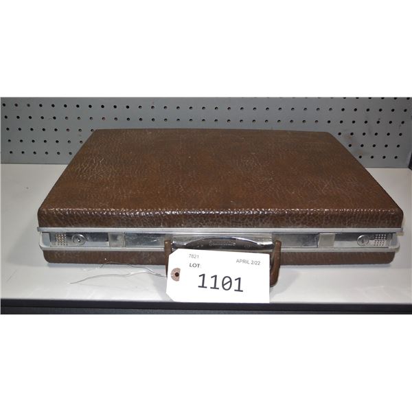 1101 Vintage Samsonite briefcase Schmalz Auctions