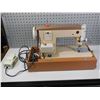 Image 4 : 1107- Vintage Zenith sewing machine (works good)