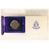 Image 2 : 1976 CANADA $1 UNC COIN IN BLUE FLIP CASE