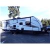 Image 8 : 0A --  2019 32ft  DUTCHMEN KODIAK ULTRA LITE 261 RBSL TRAVEL TRAILER, WHITE