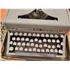 Image 2 : Vintage Royal Typewriter with Case