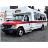 Image 2 : 0B --  2005 FORD ECONLINE E450 SUPER DUTY BUS, White, 350238 KM's  "NO RESERVE"