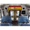 Image 52 : 0B --  2005 FORD ECONLINE E450 SUPER DUTY BUS, White, 350238 KM's  "NO RESERVE"