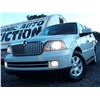 Image 2 : H6 --  2006 LINCOLN NAVIGATOR, White, 130441 Miles