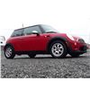 Image 8 : B4 --  2005 MINI COOPER, Red, 213715 KM's