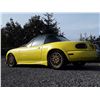 Image 14 : A10 --  1990 MAZDA MX-5 MIATA GIALLO EDITION CONVERTIBLE, Yellow, 80289 MILES