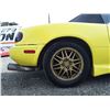 Image 32 : A10 --  1990 MAZDA MX-5 MIATA GIALLO EDITION CONVERTIBLE, Yellow, 80289 MILES
