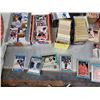 Image 2 : Lot of collectible Sports Cards