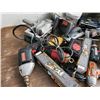 Image 2 : Large Lot of power tools with tow rope