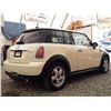 Image 11 : D5 --  2009 MINI COOPER, White, 193,236 Kms