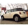 Image 19 : D5 --  2009 MINI COOPER, White, 193,236 Kms