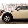 Image 25 : D5 --  2009 MINI COOPER, White, 193,236 Kms