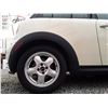 Image 33 : D5 --  2009 MINI COOPER, White, 193,236 Kms