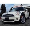 Image 3 : D5 --  2009 MINI COOPER, White, 193,236 Kms