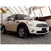 Image 8 : D5 --  2009 MINI COOPER, White, 193,236 Kms