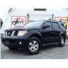 Image 1 : F3 --  2005 NISSAN PATHFINDER LE 4X4, Black, 304971 KM's
